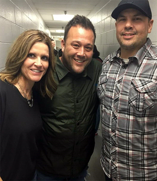 Shane Grove backstage with Uncle Kracker